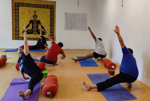 NIRVANA YOGA - Nirvana Yoga - Yoga studio and teacher training in
